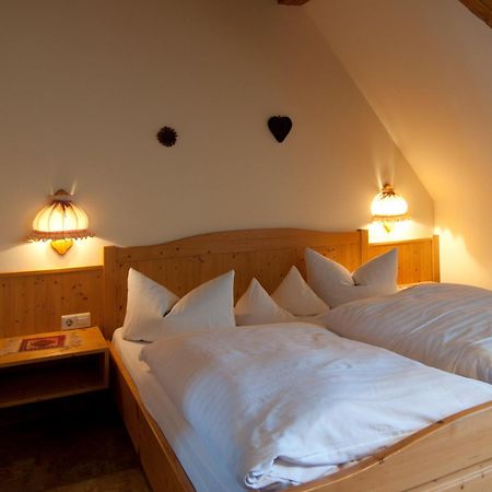 Hotel Gasthof Zur Post Wolfegg Bagian luar foto