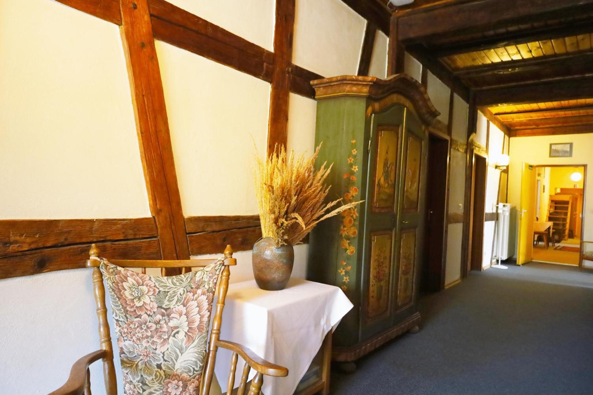 Hotel Gasthof Zur Post Wolfegg Bagian luar foto